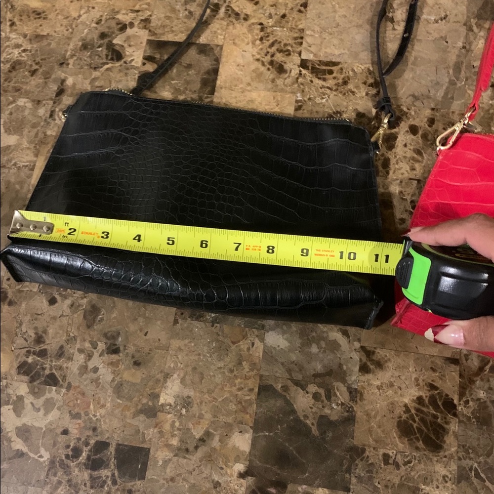 2 Crossbody purses 👜 - Picture 2 of 13